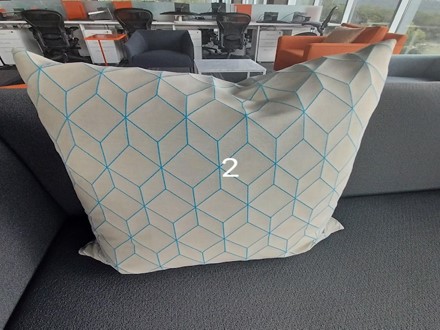 Pillow, white/blue pattern