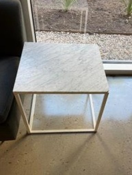 [#00-8] Square Marble Table