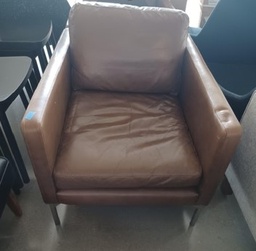 [#00-101] Woodworth Lounge Brown Leather