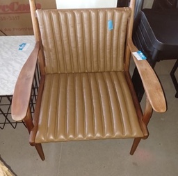 [#00-88] Chair Wood/Leather