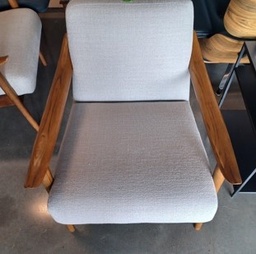 [#00-104] Chairs West Elm White/Wood